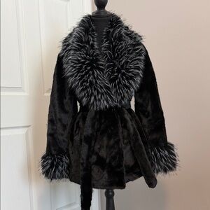 Luxurious Faux Fur Black Jacket with Gray Accents